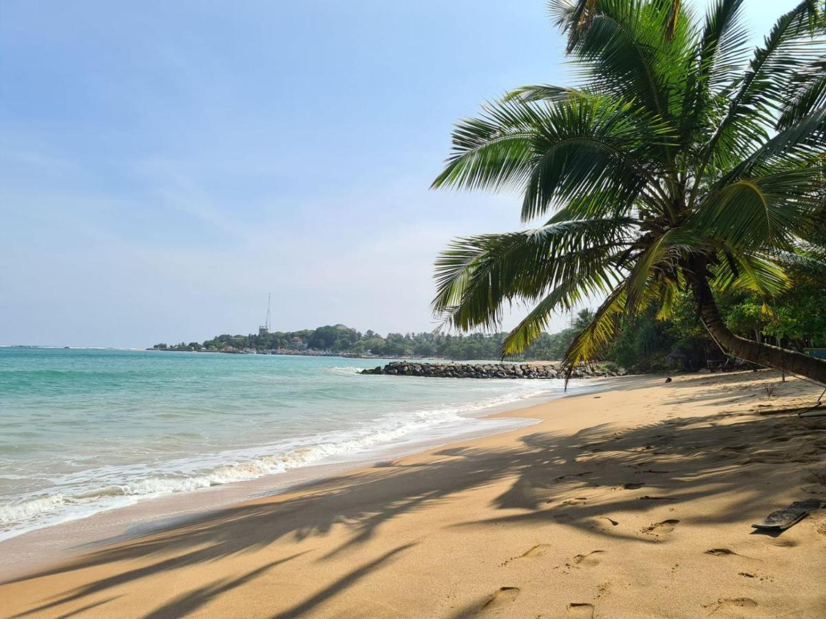 Frangipani Beach Villa タンガラ エクステリア 写真